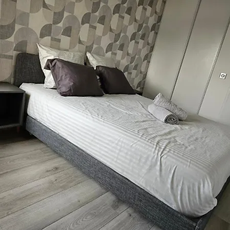 Appart 3 Chambres-Gare 1 Min-Disneyland Paris 6 Min Bussy-Saint-Georges Exterior photo